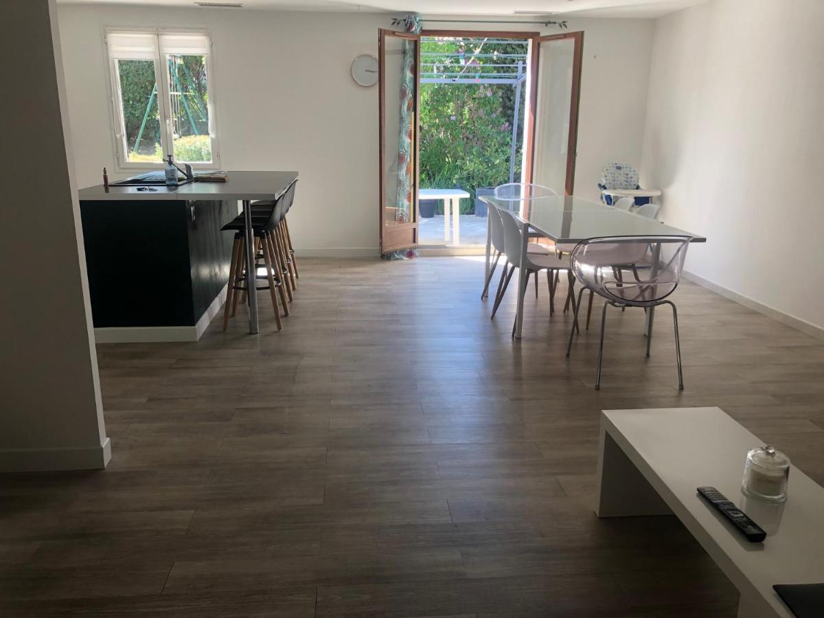 Maison Au Calme Avec Parking En Petite Camargue Beauvoisin  Zewnętrze zdjęcie